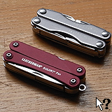 P4����PS4�ցA�n���h���f�U�C�����ύX�B