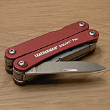 �v���C���[�ȊO�̃c�[���́A�n���h��������܂܏o����B